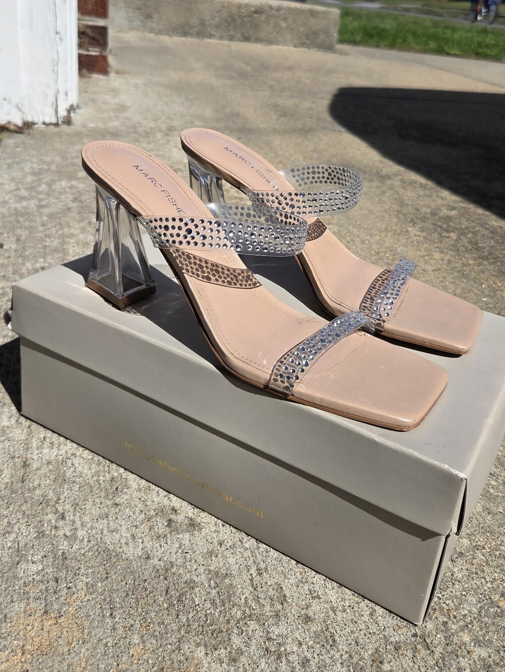 Marc Fisher Size 9 MFarlana Clear Heels Nude Tan Womens Strappy Sandals Mule
